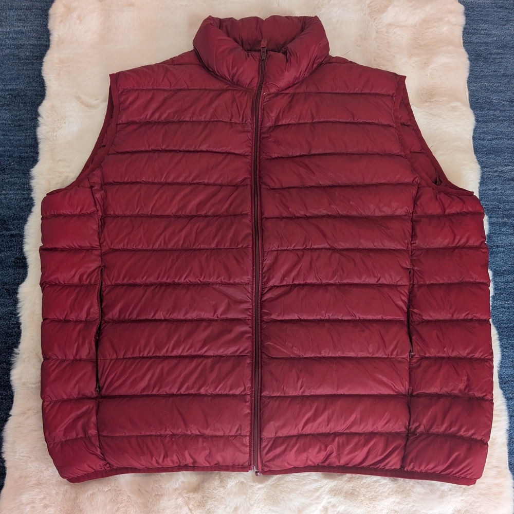 Men's Uniqlo Burgundy Down Vest, Size M